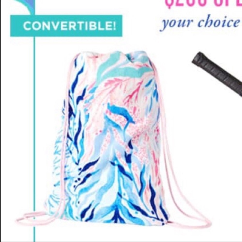 Reversible towel/ backpack